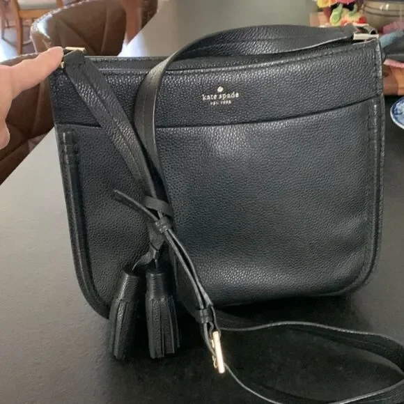 Kate spade black pebble tassel crossbody EUC - Picture 7 of 9